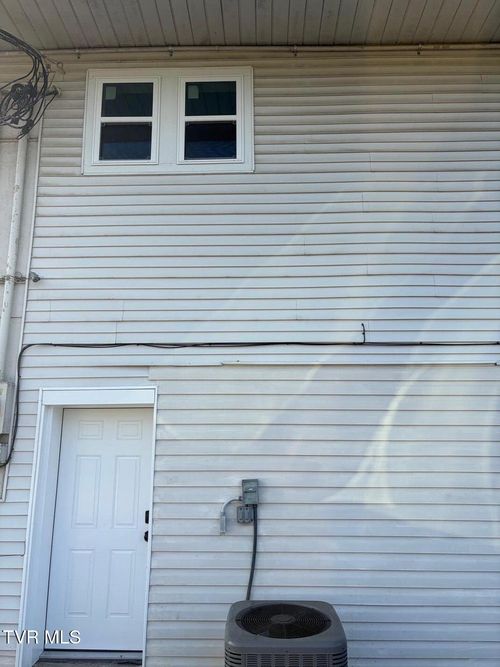 3-5725 Highway 11 E, Piney Flats, TN, 37686-4845 | Card Image