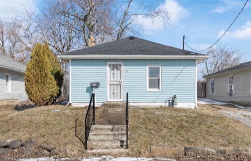 75 W Dartmore Ave, Akron, OH, 44301-2419 | Card Image