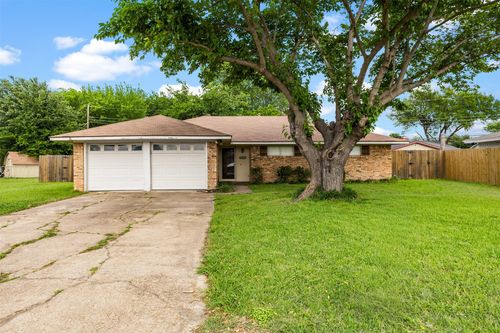 1705 Santa Clara Court, Grand Prairie, TX, 75051 | Card Image