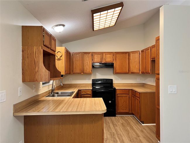 Kitchen | Image 20