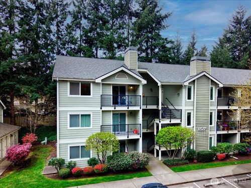 301-6527 200th St Sw, Lynnwood, WA, 98036-4521 | Card Image