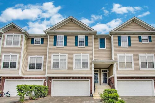 532 Declaration Ln, Aurora, IL, 60502-7341 | Card Image
