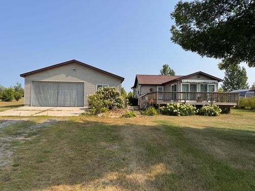 49723 Leaf River Rd, Ottertail, MN, 56571-9664 | Card Image