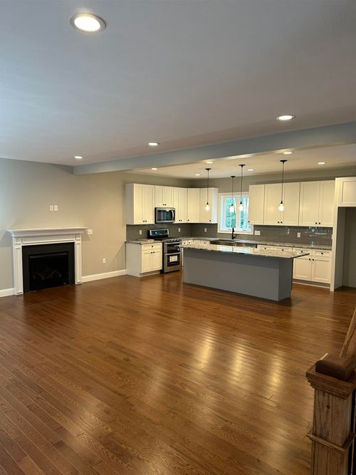 33 Buckridge Dr, Amherst, NH, 03031-2547 | Card Image