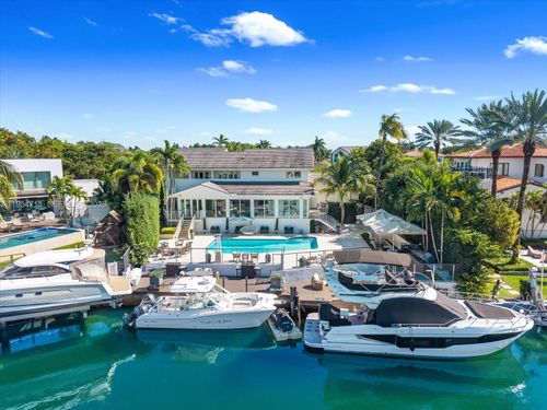 6832 Sunrise Ct, Coral Gables, FL, 33133-7018 | Card Image