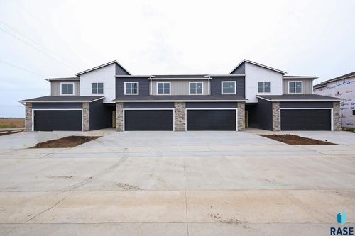 2421 E Caolinn Pl Place, Brandon, SD, 57005 | Card Image