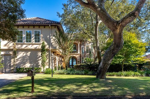 7 Bay Cove Ln, Shalimar, FL, 32579-1601 | Card Image