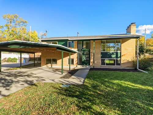 2036 Highland View Cir, Salt Lake City, UT, 84109-1733 | Card Image