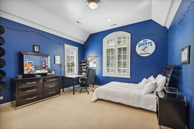 2239 Sheridan Rd, Home with 4 bedrooms, 8 bathrooms and null parking in Highland Park IL | Image 30