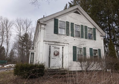 29 High St N, Barre, MA, 01005-8706 | Card Image