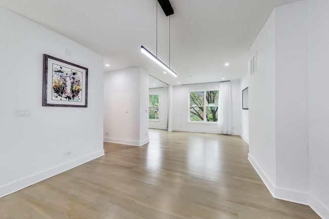 8127 Floral Ave, Townhouse with 3 bedrooms, 4 bathrooms and 3 parking in Skokie IL | Image 9
