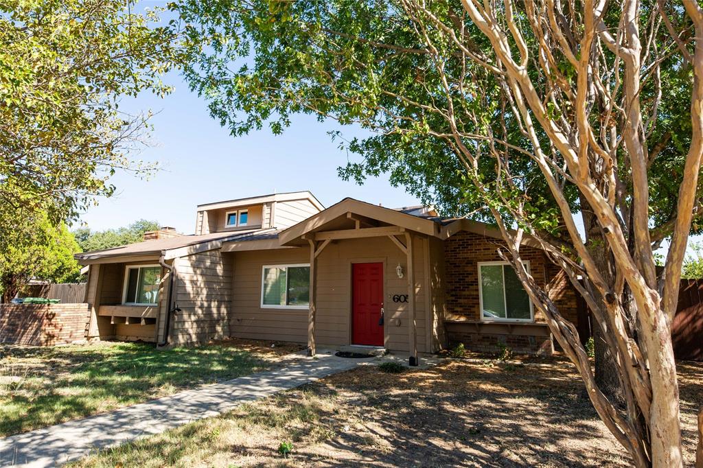 Hunters Glen St, Lewisville, TX 75067