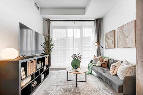 1409-8119 Birchmount Rd, Unionville, ON, L6G0H5 | Card Image