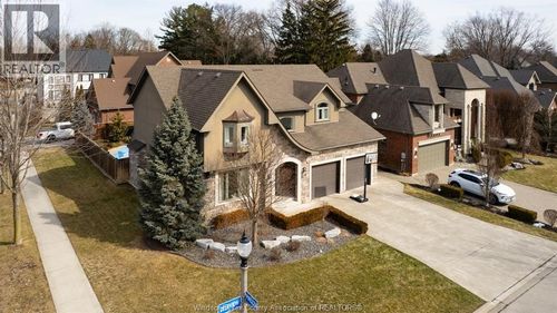 1205 Deerview Cres, Lasalle, ON, N9J0A2 | Card Image