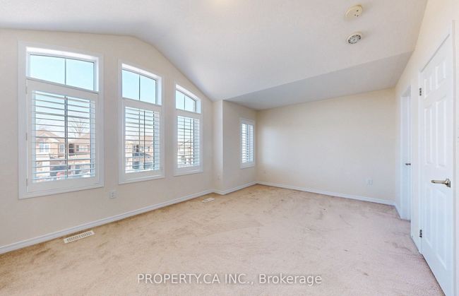 37 Upper Canada Crt, House other with 4 bedrooms, 3 bathrooms and 2 parking in Georgetown ON | Image 16