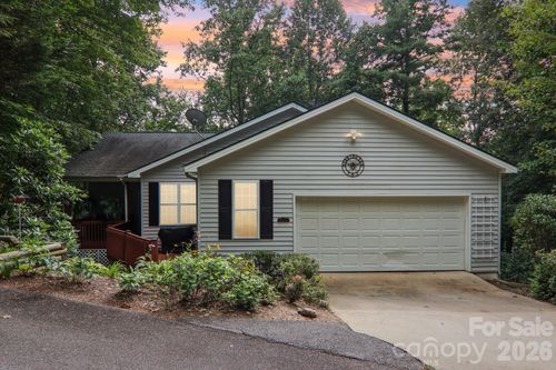 702 Cinnamon Way, Flat Rock, NC, 28731-7755 | Card Image