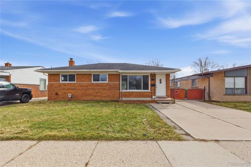 1575 W 13 Mile Rd, Madison Heights, MI, 48071-2042 | Card Image