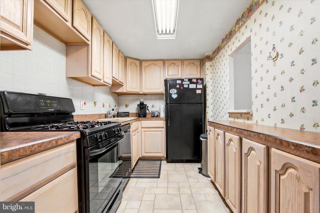 Residential in JENKINTOWN 3