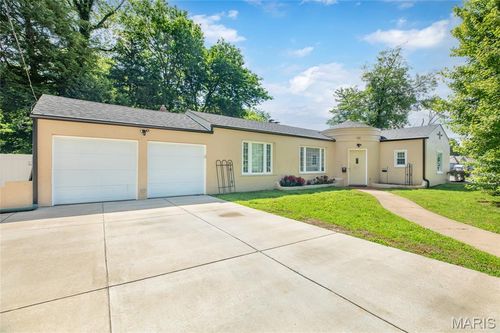 102 Mesa Dr, Collinsville, IL, 62234-1907 | Card Image