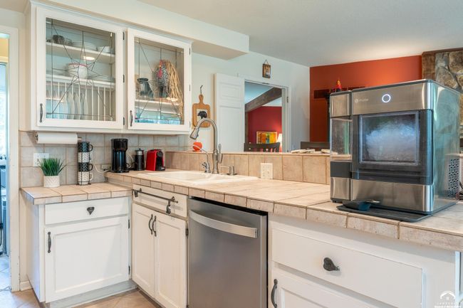 2013 Camelback Dr, House other with 4 bedrooms, 4 bathrooms and null parking in Lawrence KS | Image 12