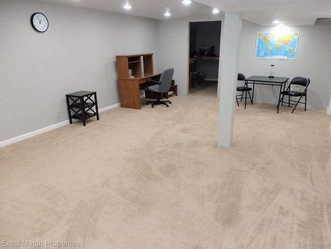 Large enough for a family room with dining area too | Image 36