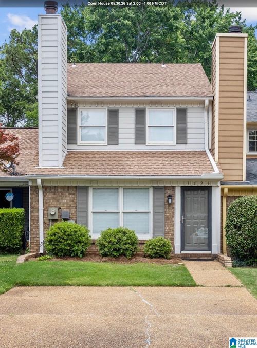 3423 Wildewood Dr, Pelham, AL, 35124-1432 | Card Image