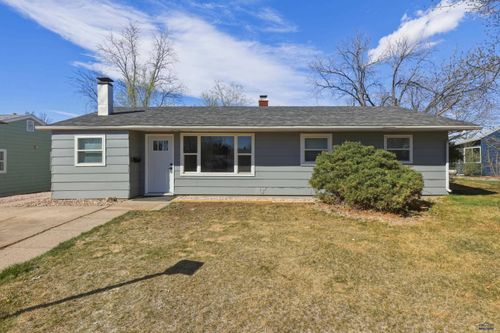 814 E Ohio St, Rapid City, SD, 57701-5736 | Card Image