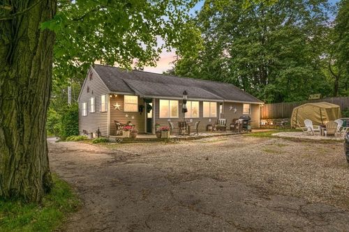 5 Haverhill Rd, Amesbury, MA, 01913-3507 | Card Image