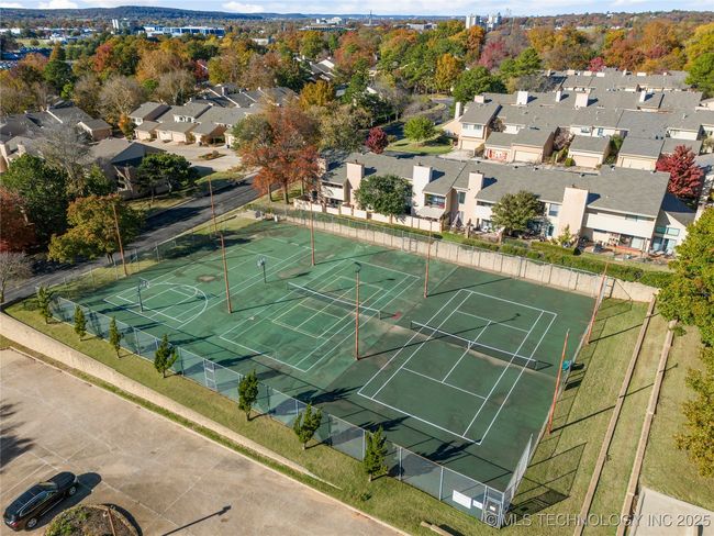 3 - 2806 E 84 Th St, Condo with 3 bedrooms, 3 bathrooms and null parking in Tulsa OK | Image 56