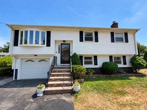 20 Susan Ave, Burlington, MA, 01803-2626 | Card Image