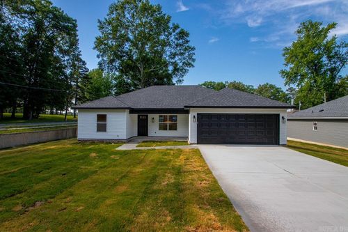 214 Pineview Ave, Sherwood, AR, 72120-4120 | Card Image