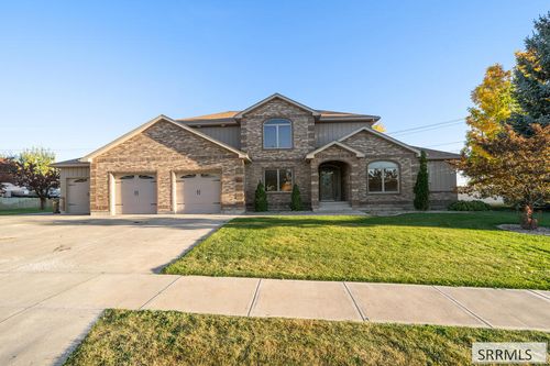 4690 Pevero Dr, Idaho Falls, ID, 83401-6353 | Card Image