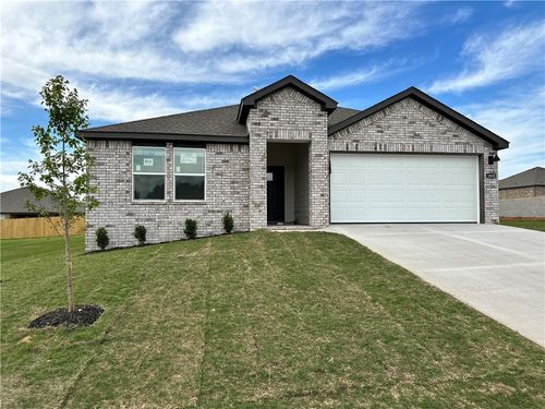 1052 Vista Ave, Prairie Grove, AR, 72753-5032 | Card Image