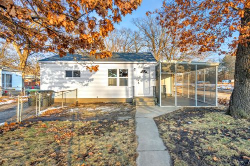 515 S Indiana St, Hobart, IN, 46342-4654 | Card Image