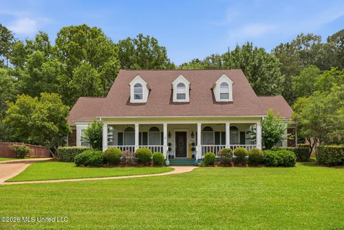 443 Woodlands Cir, Brandon, MS, 39047-8099 | Card Image