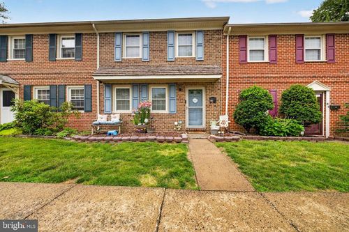 85 Stonegate Vlg, QUAKERTOWN, PA, 18951-2341 | Card Image