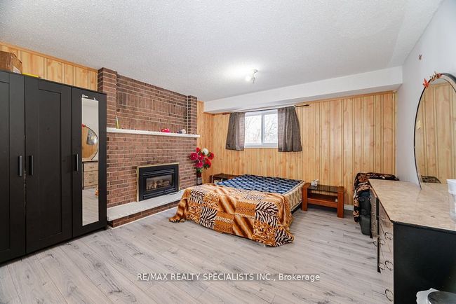 36 Blackthorn Lane, House other with 6 bedrooms, 2 bathrooms and 4 parking in Brampton ON | Image 27