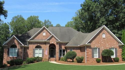5807 Autumn Gate Dr, Oak Ridge, NC, 27310-8302 | Card Image