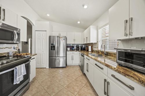 7116 Trentino Way, Boynton Beach, FL, 33472-7308 | Card Image