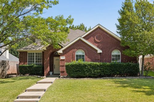 9512 Winter Park Dr, Frisco, TX, 75035-2120 | Card Image