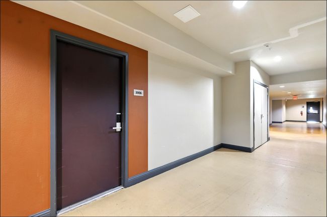 APT-2006 - 1100 W Trinity Mills Rd, Condo with 2 bedrooms, 2 bathrooms and null parking in Carrollton TX | Image 20