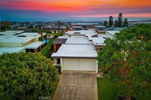 21 Beachcomber Dr, Corona del Mar, CA, 92625-1413 | Card Image