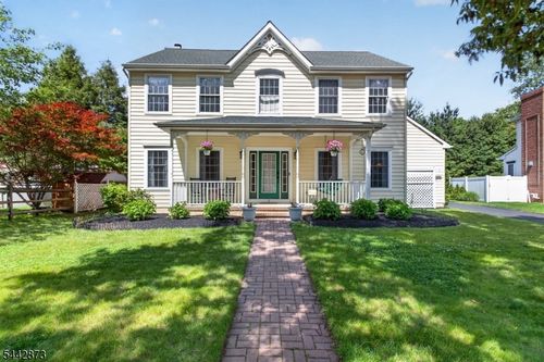 3 Emily Pl, TRENTON, NJ, 08690-1400 | Card Image