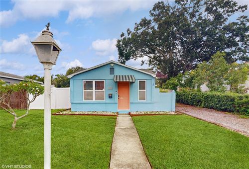 5550 Kelly Dr N, ST PETERSBURG, FL, 33703-1222 | Card Image