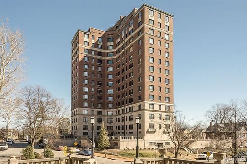 apt-4e-410 N Newstead Ave, Saint Louis, MO, 63108-2643 | Card Image