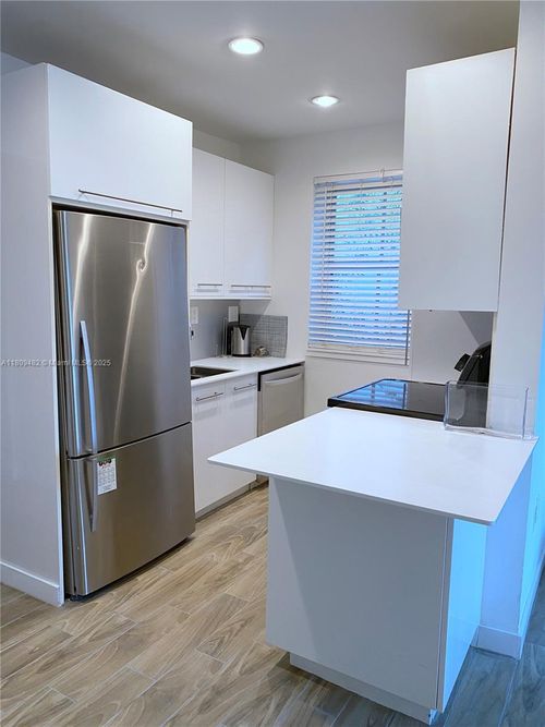 apt-1-1611 Euclid Ave, Miami Beach, FL, 33139-7746 | Card Image
