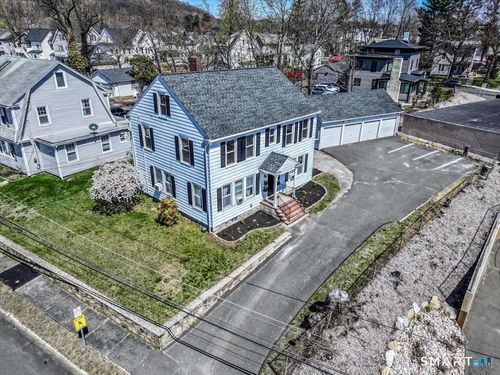 3 Ninth Ave, Danbury, CT, 06810-6882 | Card Image