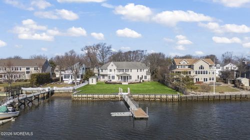 66 Seneca Pl, Oceanport, NJ, 07757-1540 | Card Image