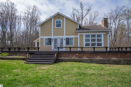 14809 23 Mile Rd, Tustin, MI, 49688-8588 | Card Image