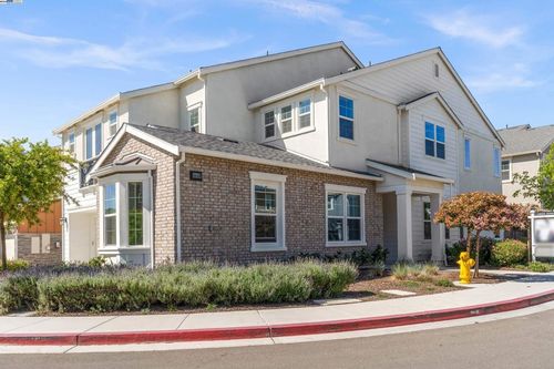 4440 Pine Mountain Way, Dublin, CA, 94568-4427 | Card Image
